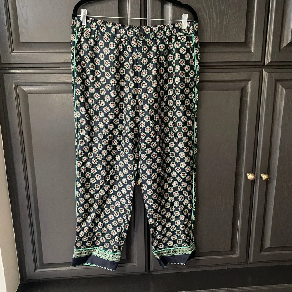 J.Crew Printed Slim (100%) Silk Pants | Navy & Green Pattern | Size 12 Like New